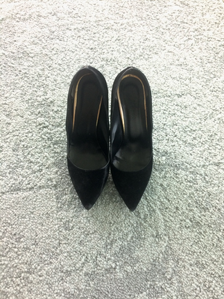 Süet stiletto