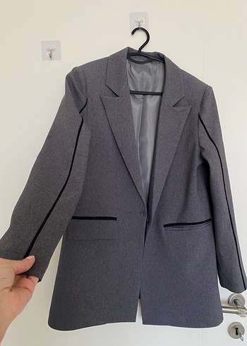 Kadın Gri Düğmeli Ofis Blazeri