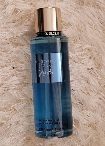 Victoria secret vücut spreyi 