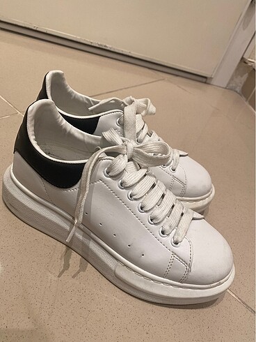 Beyaz sneaker Alexander mcqueen