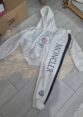 Diğer Moncler Beyaz Kapüşonlu Kadın Eşofman Takımı