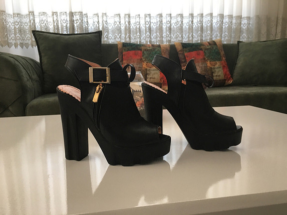 Zara temiz giyilmemiş sayılır