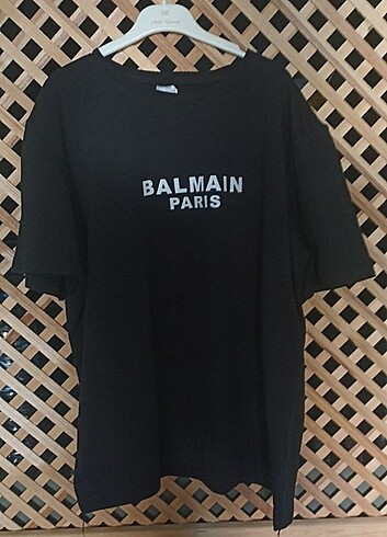 BALMAİN PARİS T-SHİRT, sıfırdır M BEDEN