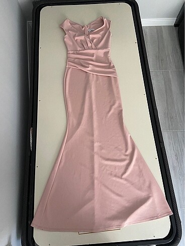 Elle PUDRA PEMBE UZUN ELBİSE