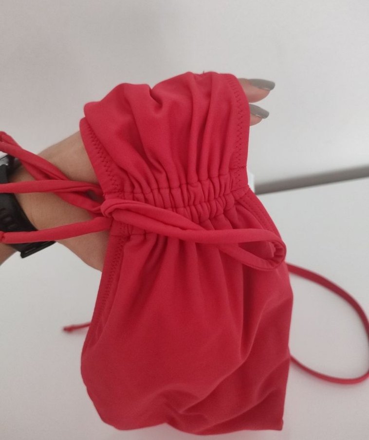 Kırmızı İnce Askılı Kadın Bikini Üstü - Görsel 5