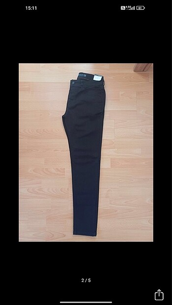 Zara jeans