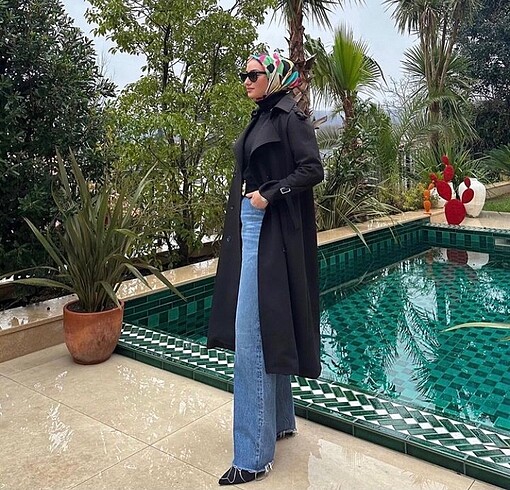 Merve Gültekin Trençkot