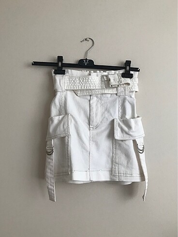Bershka Beyaz Mini Etek