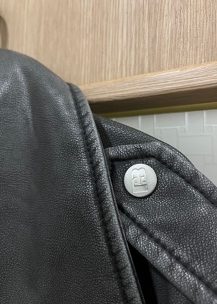 Pull&Bear deri ceket - Görsel 4