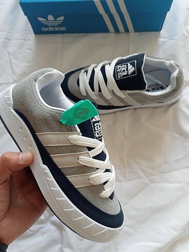 37 Beden Adidas adimatic