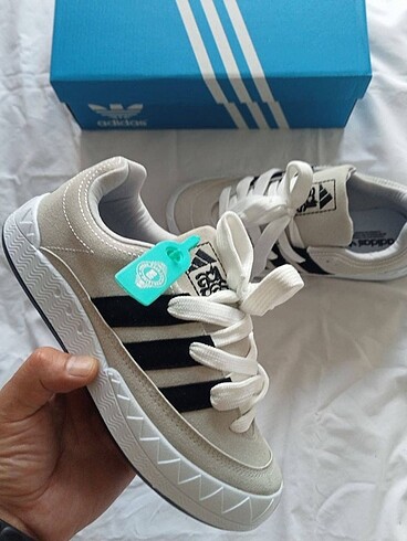 37 Beden Adidas adimatic