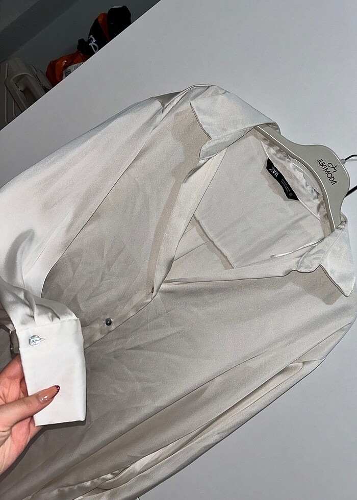 Zara saten gömlek - Görsel 2