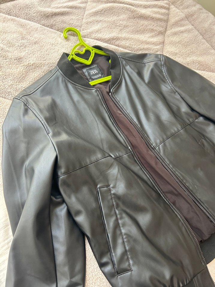 Siyah Deri Fermuarlı Ceket - Görsel 4