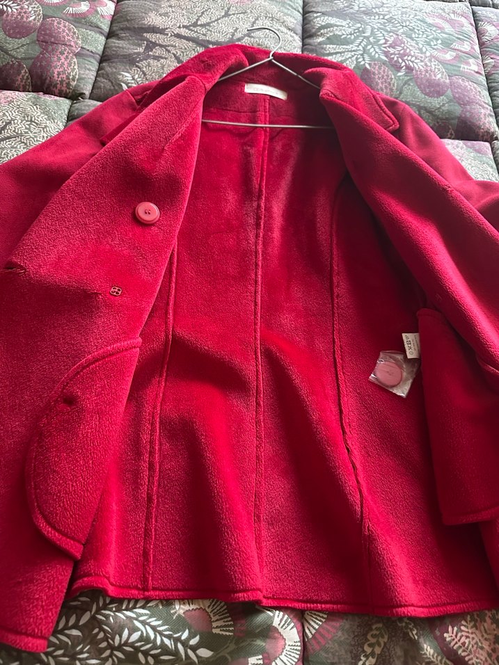 Kırmızı Çift Düğmeli Kaban - Görsel 3