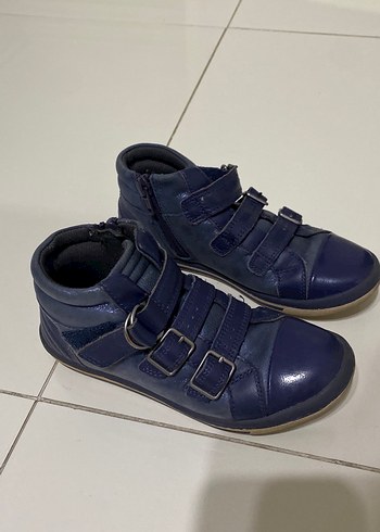 Clarks Koyu Mavi Tokalı Erkek Çocuk Botu