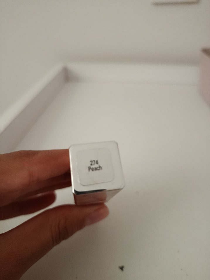 Bej Renkli Sıvı Mat Ruj - Görsel 3