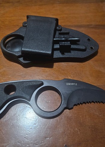 Smith&Wesson H.R.T. Siyah Tırtıklı Bıçak - Görsel 3