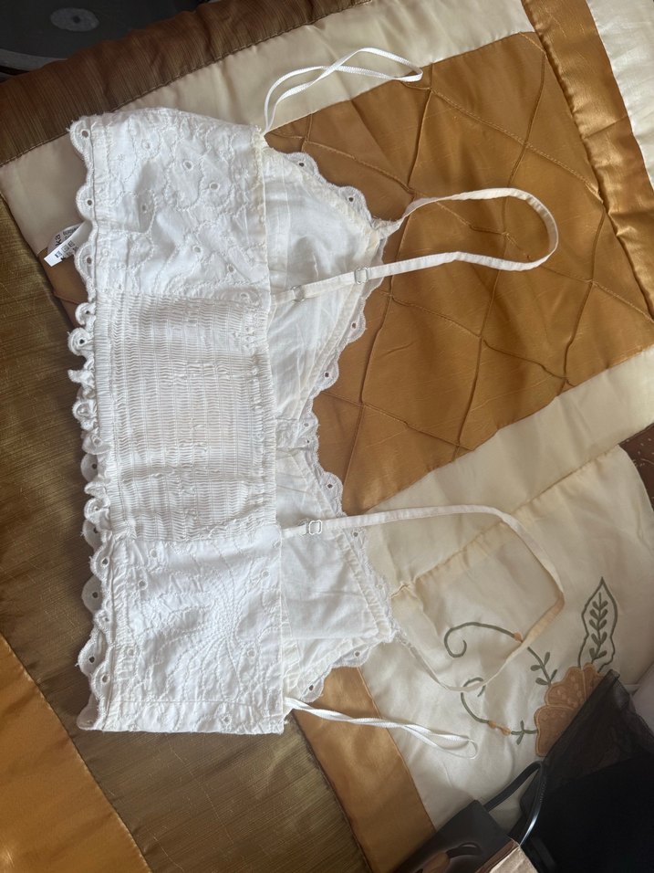 Dantel Detaylı İnce Askılı Beyaz Bustiyer - Görsel 2