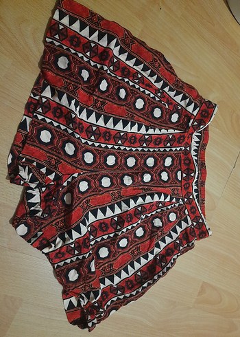 Bohem Desenli Kısa Pilili Kadın şort - Görsel 2