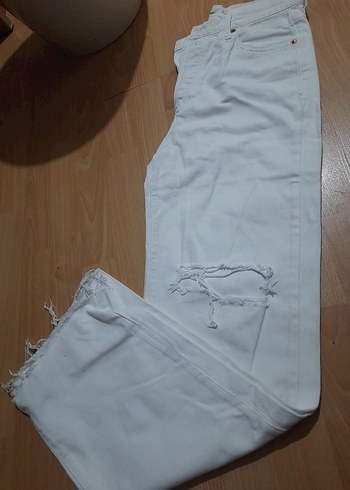 Düğmeli Beyaz  Kadın Kot Pantolon - Görsel 4