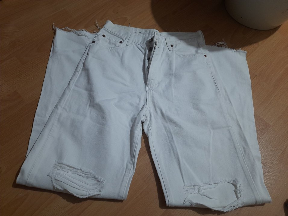 Düğmeli Beyaz  Kadın Kot Pantolon - Görsel 2