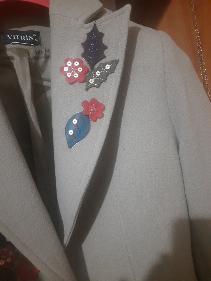 Gri İşlemeli Düğmeli Kadın Blazer Ceket - Görsel 4