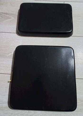 Kırmızı Çiçek Desenli Siyah Tepsi Seti - Görsel 4