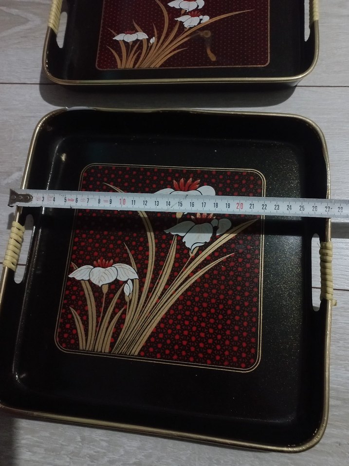 Kırmızı Çiçek Desenli Siyah Tepsi Seti - Görsel 5