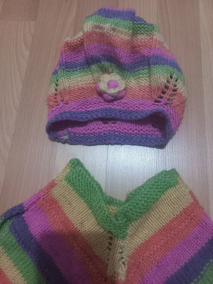 Renkli Örgü Kız Panço ve Bere Seti - Görsel 3