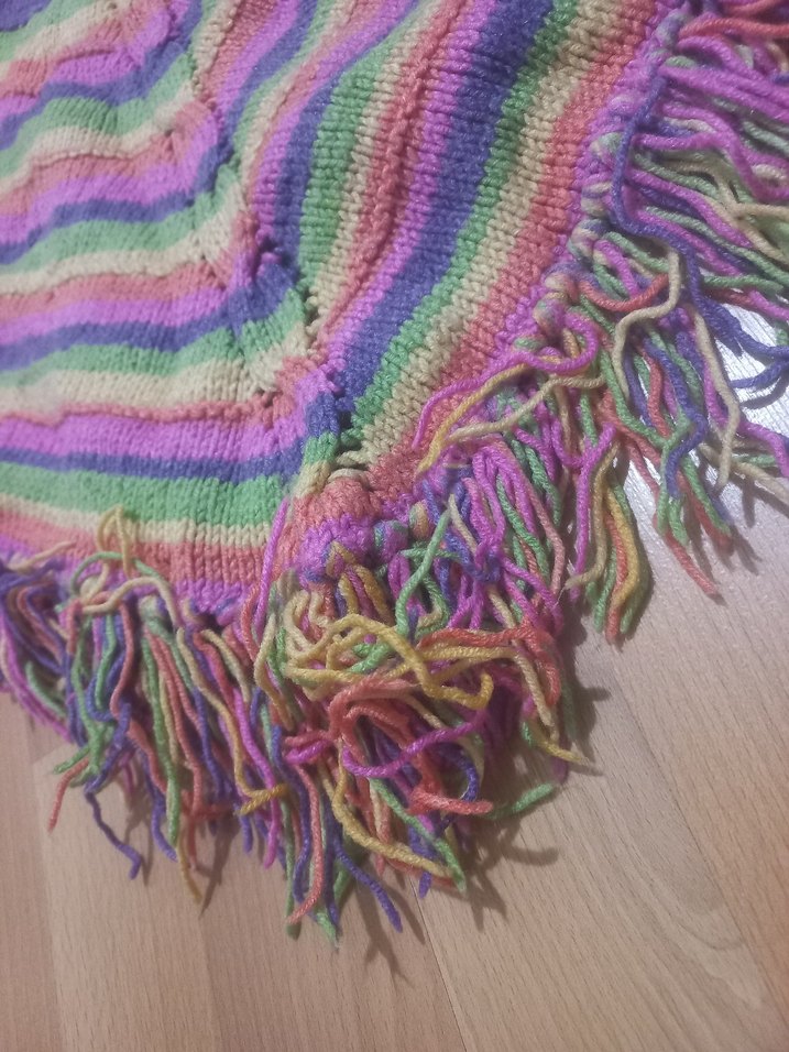 Renkli Örgü Kız Panço ve Bere Seti - Görsel 2