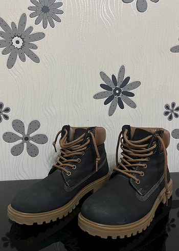 Lumberjack Erkek Bagcikli Bot