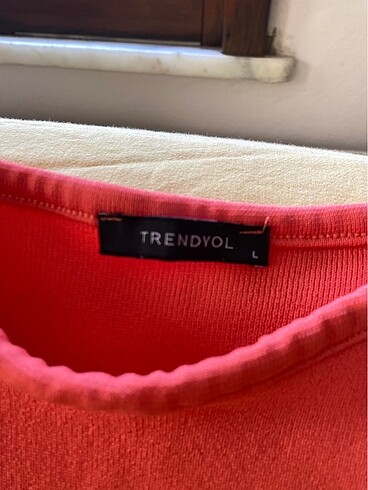 Trendyol & Milla Trendyol sıfır kol bluz