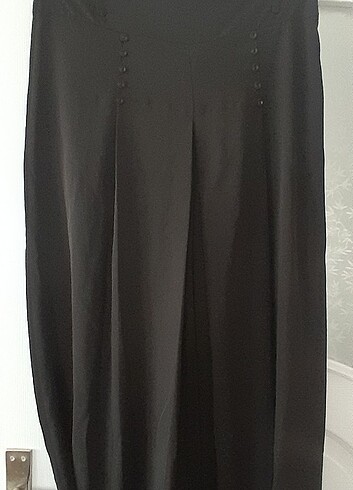 Siyah etekli pantolon 
