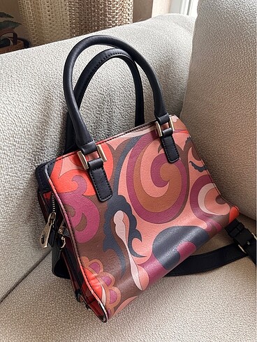 Guees orijinala parça - Görsel 3