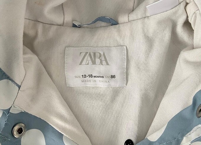 12-18 Ay Beden Zara kız bebek yağmurluk