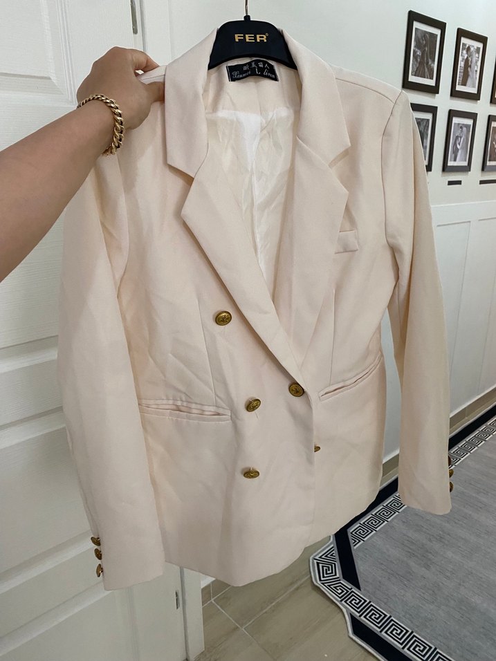 Beyaz Düğmeli Kadın Blazer Ceket - Görsel 2