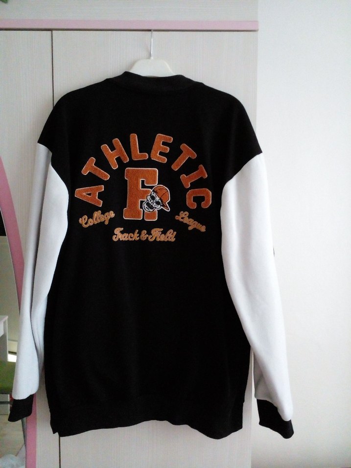 Düğmeli Siyah Beyaz erkek ceket - Görsel 5