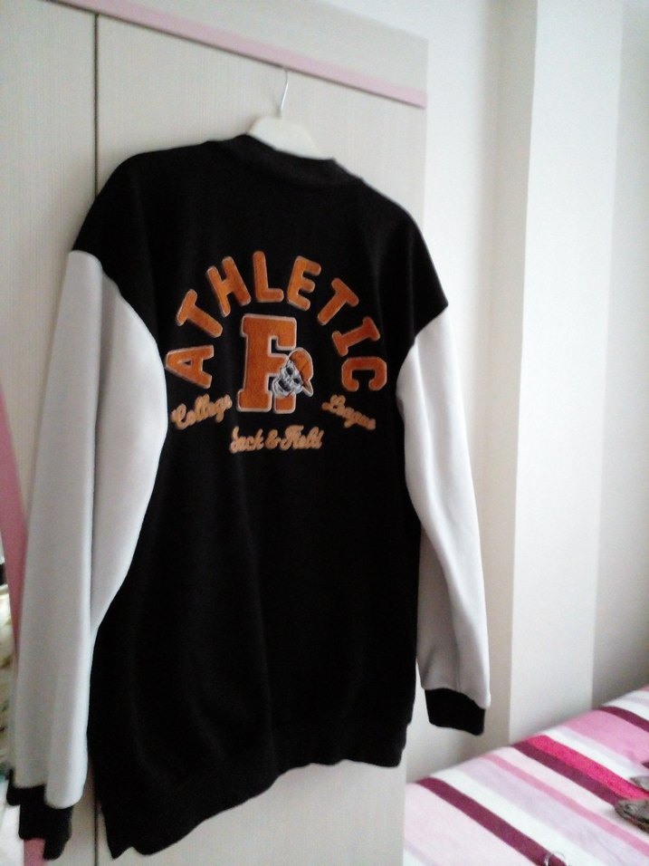 Düğmeli Siyah Beyaz erkek ceket - Görsel 4