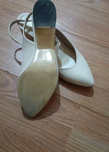 Diğer Beyaz Stiletto Topuklu Kadın Abiye Ayakkabı