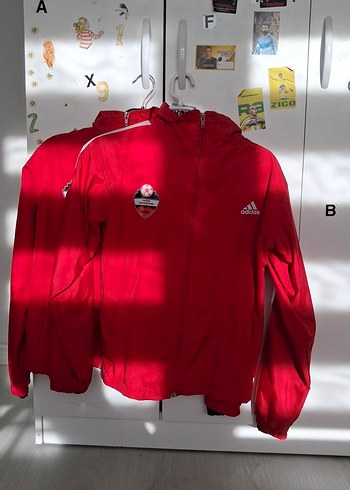 Kırmızı Kapüşonlu Fermuarlı Erkek çocuk Yağmurluk - Görsel 2