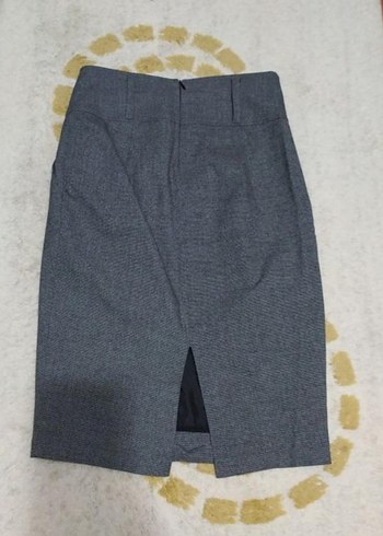 Gri Pilili Mini Kalem Etek - Görsel 3