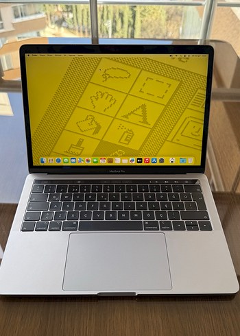 SIFIR GİBİ MACBOOK PRO 2018 TOUCHBAR - Görsel 5