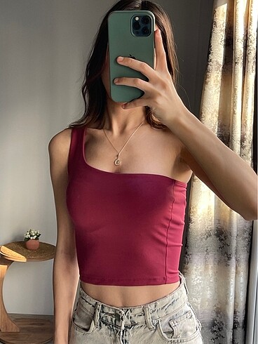 s Beden tek omuzlu crop bluz üst