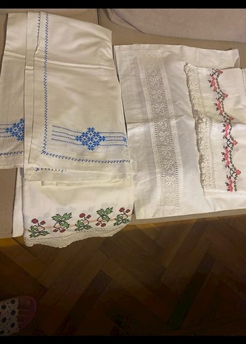 Nakışlı Beyaz  yastıklar ve etek değişik amaçlarla da kullanılır - Görsel 8
