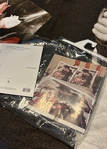 Baskılı Beyaz Çift Desenli  yorgan ve  yastık kılıf - Görsel 9