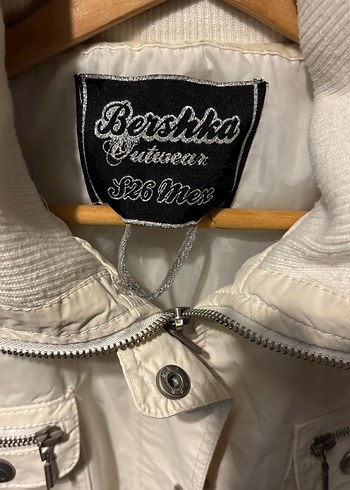 Kırık beyaz Kemerli Kadın Ceket - Görsel 3