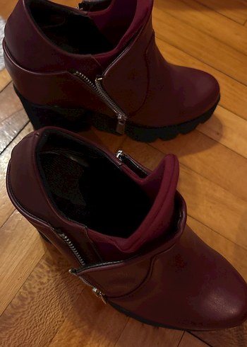 Bordo Deri Dolgu Topuklu Kadın Bot - Görsel 8