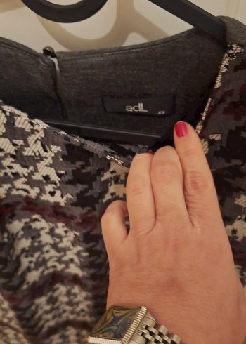 Kısa Kollu, Örgü Desenli Midi Elbise 36 38 beden uyumlu - Görsel 2