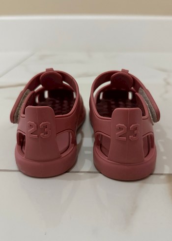 Kız Çocuk Pembe Tokalı Sandalet - Görsel 3
