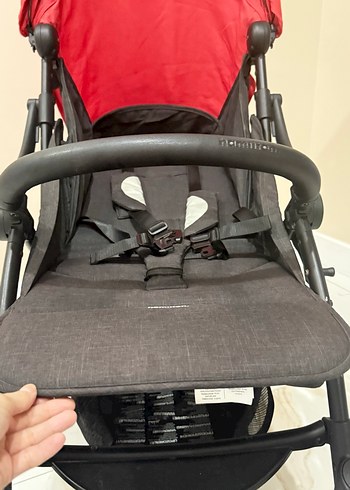 Hamilton R1 Bebek Arabası Siyah Kırmızı - Görsel 10